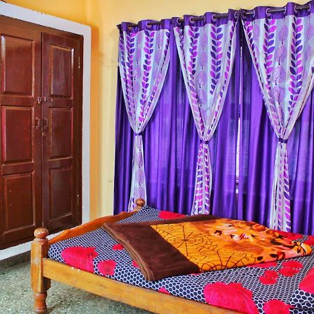 Royal Palm Homestay Madikeri Extérieur photo